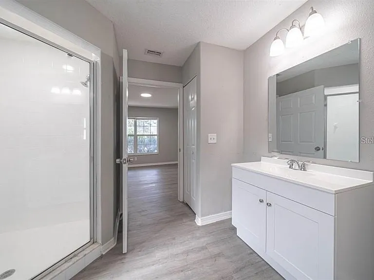 2025 Peaceful Palm St — Photo 11