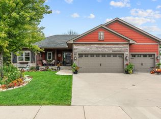 1031 Homestead Dr, Jordan, MN 55352