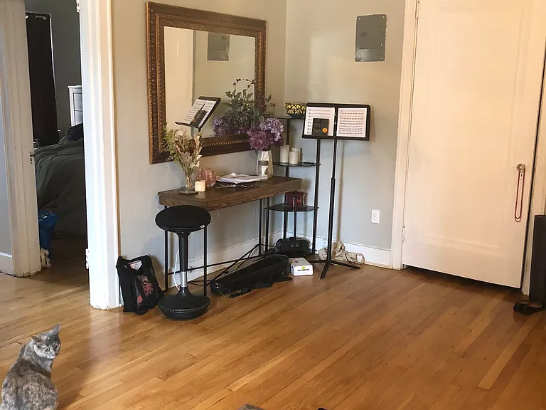 5851 Morrowfield Ave #5 — Photo 2