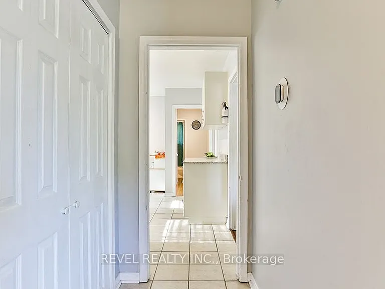 16 Ravenview Dr — Photo 8