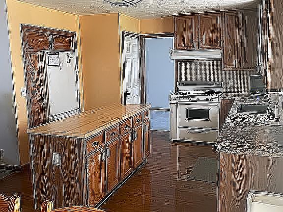 5th image of 924 Dravis St