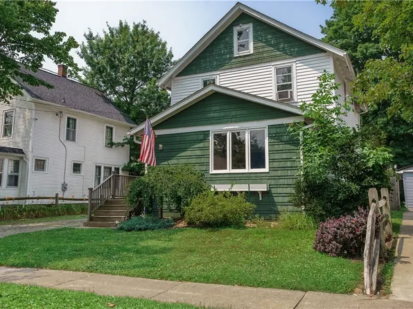 36 Sickmon Ave, Hamburg, NY 14075