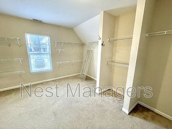 4th image of 311 Highgrove Dr