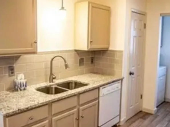 601 Thelma Dr #201, San Antonio, TX 78212
