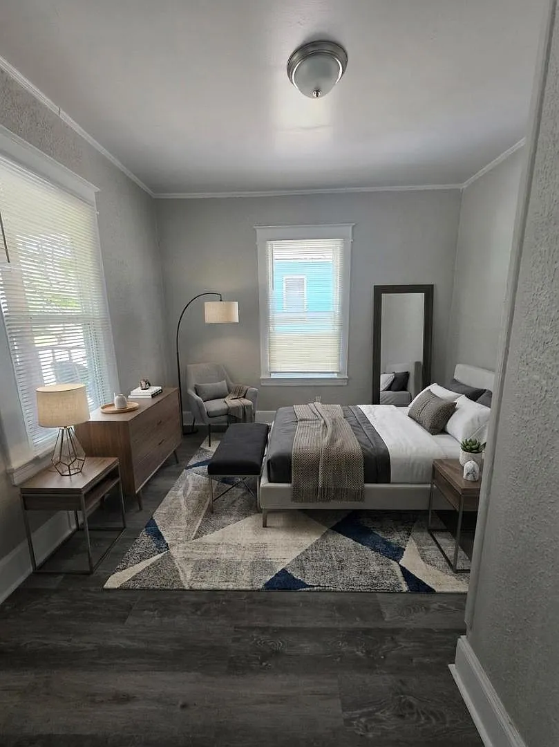 411 Walnut St — Photo 4