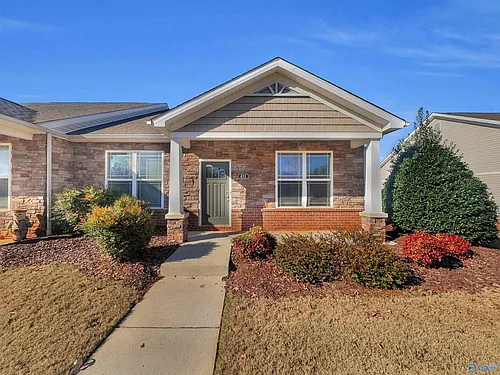 411 Promenade Dr SW Photo 1
