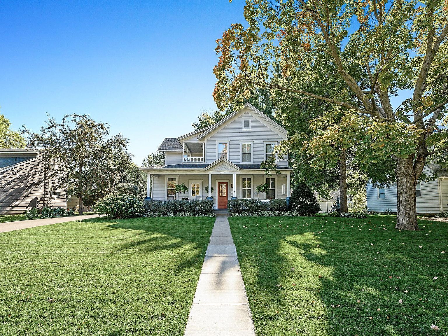 333 1/2 W 2nd St, Waconia, MN 55387 Zillow