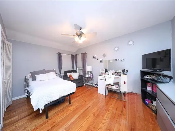 157 Exeter Street image 21 of 40