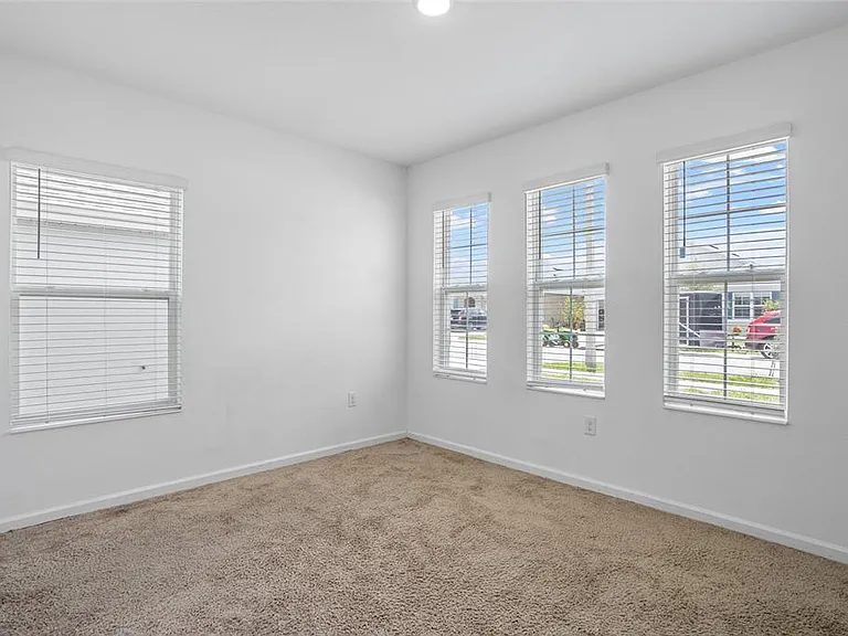 4022 Alissa Ln — Photo 36