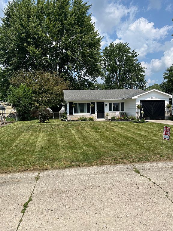 313 Sara Dr - Property Image