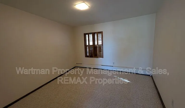 15 Upland Rd — Photo 42