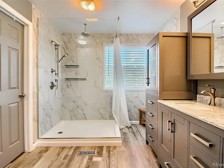 10508 Vaughn St — Photo 7