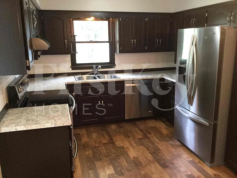1405 Andrea Dr — Photo 6