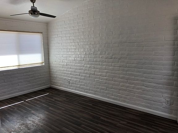 4th image of 2831 W Shy Ln
