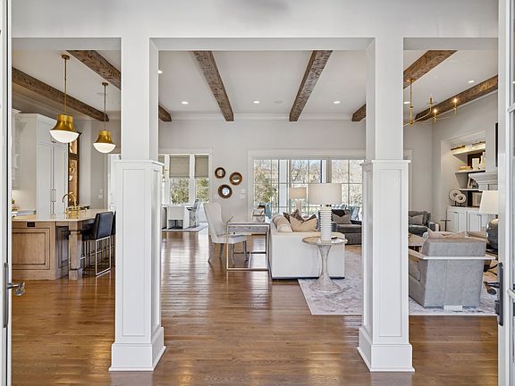 5th image of 8523 Heirloom Blvd