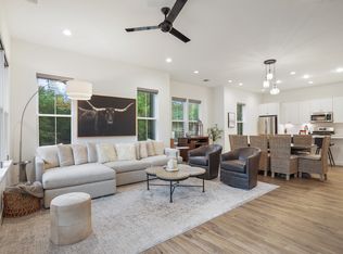 3809 Valley View Rd #11, Austin, TX 78704
