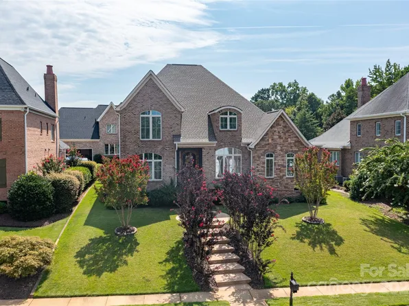 310 Ivy Arbor Cir, Rock Hill, SC 29732