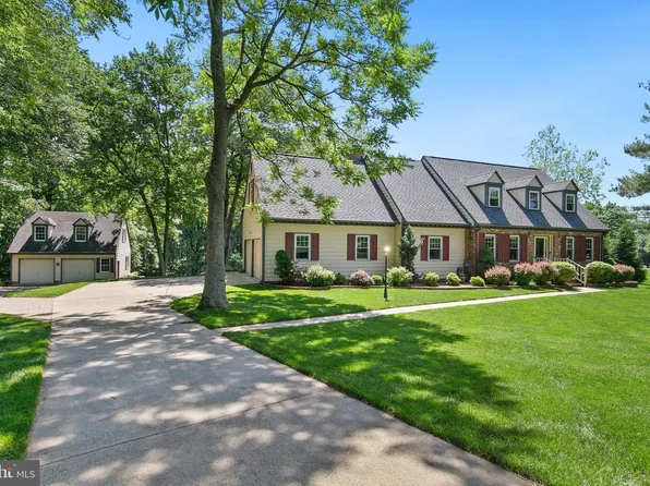 24345 Hilton Pl, Gaithersburg, MD 20882