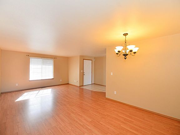 4th image of 8810 Rosario Ct SE
