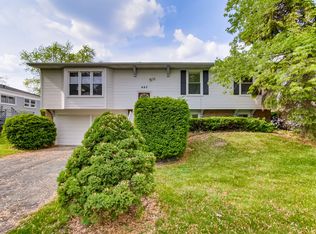 480 Rockhurst Rd, Bolingbrook, IL 60440