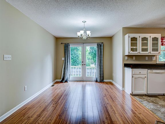 4th image of 522 Brandywine Dr