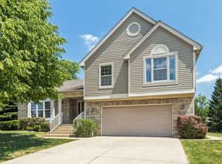 1173 N Clearwater Ct, Palatine, IL 60067