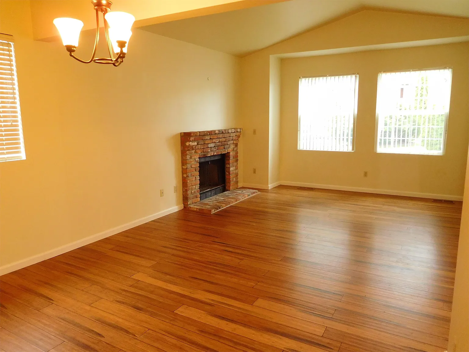 11916 SE 220th Ct Kent WA 98031 (Warranty) ACL - 1 — Photo 3