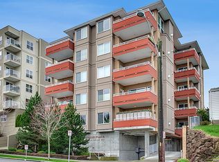 3112 SW Avalon Way UNIT 101, Seattle, WA 98126