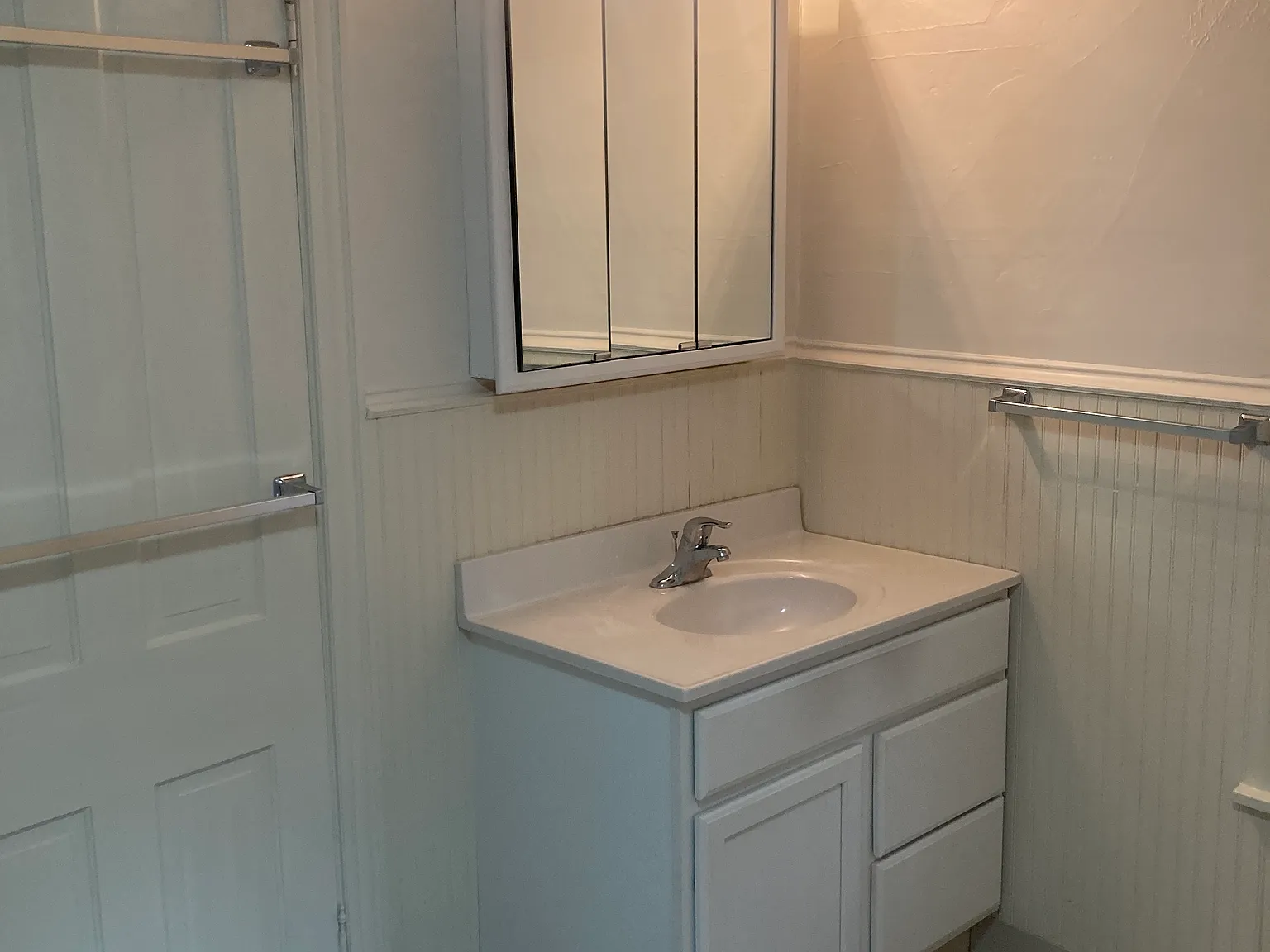 1 bed, 850 sqft, $1,450 — Photo 4