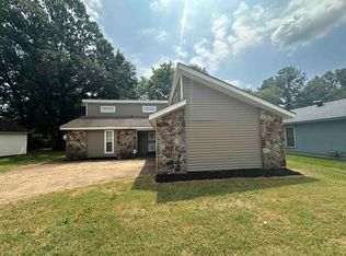 6655 Chesapeake Dr, Memphis, TN 38141