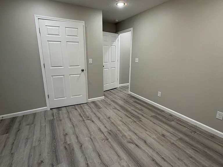 1214 Maple St — Photo 6