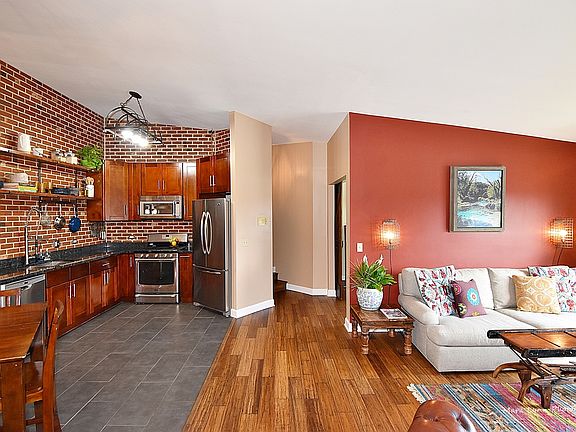 5th image of 1535 Raymond Dr APT 203
