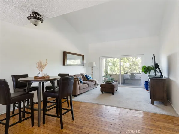 26051 Vermont Ave Unit 301C, Harbor City, CA 90710
