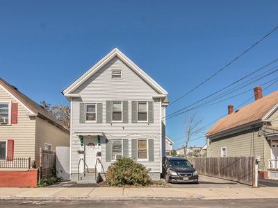 15-17 Durham St, Lawrence, MA, 01843