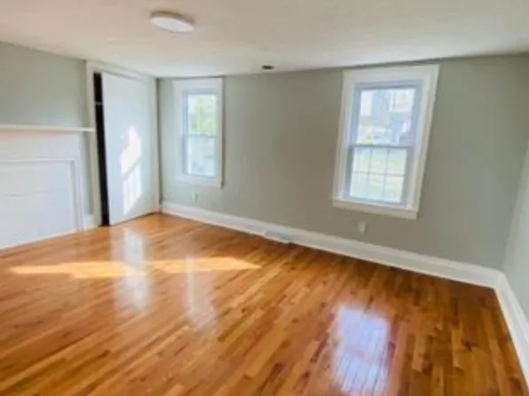 423 Penn St, Pittsburgh, PA 15227