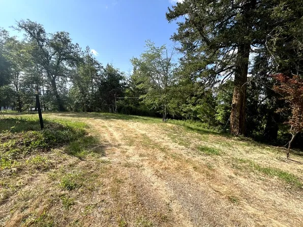 4493 Jerome Prairie Rd, Grants Pass, OR 97527