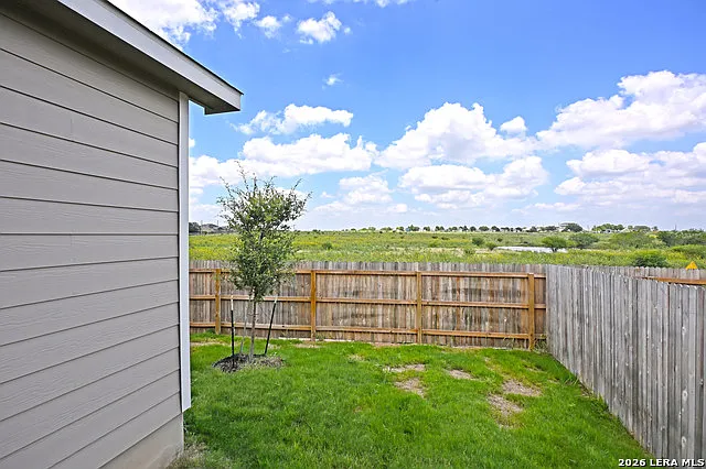 2943 Angelou St — Photo 23