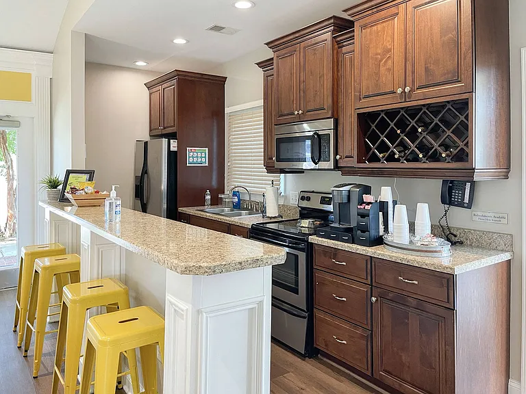Crosstimbers Apartments — Photo 9