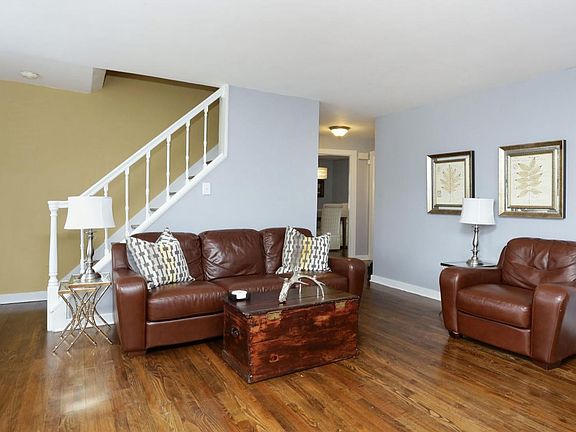 2nd image of 417 Henry Clay Blvd