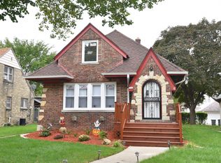 3721 N 41st St, Milwaukee, WI 53216