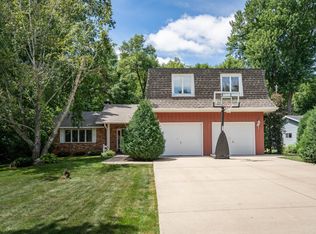 20 Fairway Pl, Owatonna, MN 55060