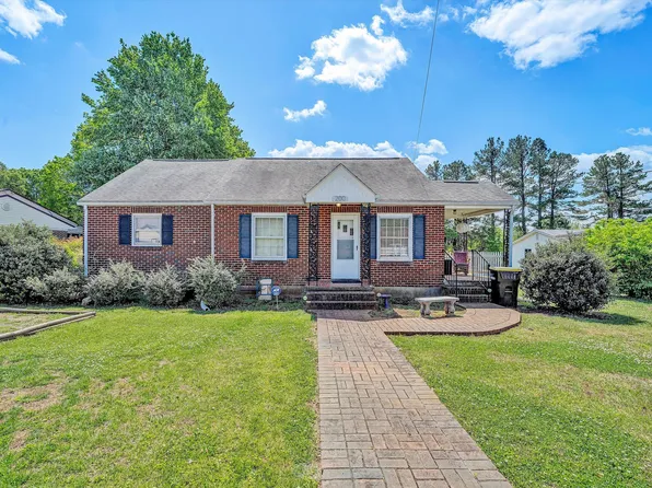 200 Montview Ave, Rocky Mount, VA 24151