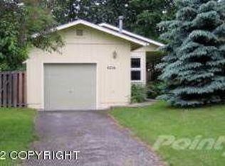 8206 Country Woods Dr, Anchorage, AK 99502