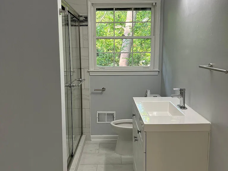 1190 Hope Rd — Photo 18
