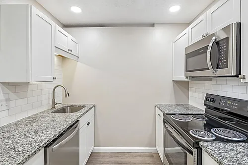 Skyridge Apartment Homes Photo 1 Skyridge Apartment Homes Photo 1