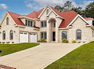 609 W Summerchase Dr, Fayetteville, NC 28311