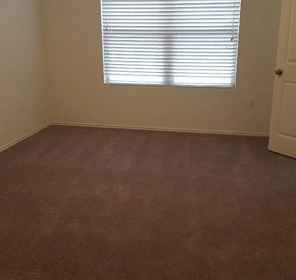 7200 Dungarees Way — Photo 8