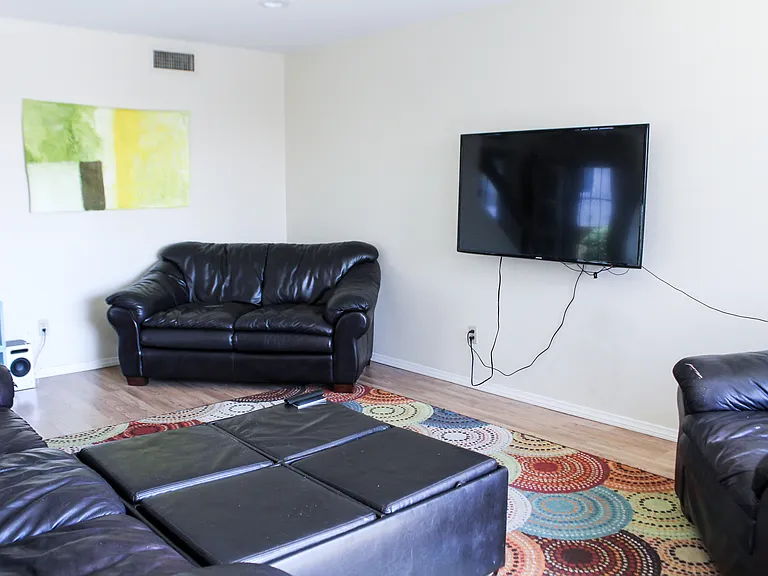 2307 Donnington Way — Photo 11