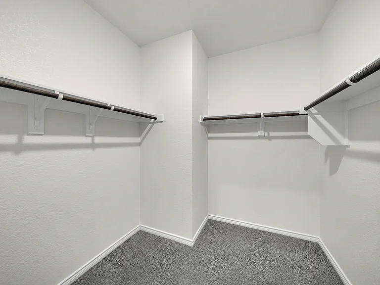 1117 Goldfinch Dr — Photo 11