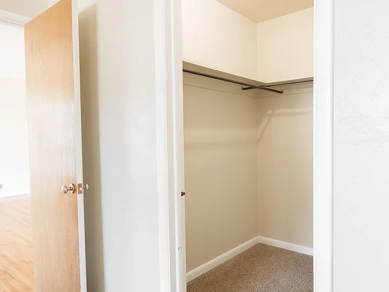 822 Orion Dr — Photo 29